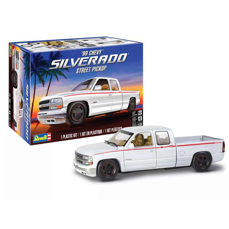 Revell 1/25 99 Chevy Silverado Street Pickup